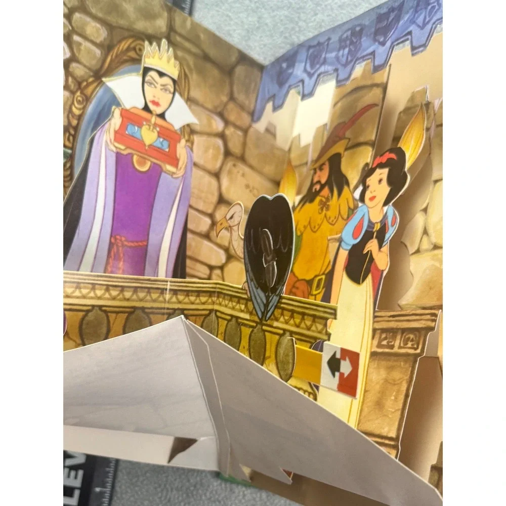 Vintage 1981 Disney Snow White Pop-Up Movie-Go-Round Book Windmill‎ 0671448978